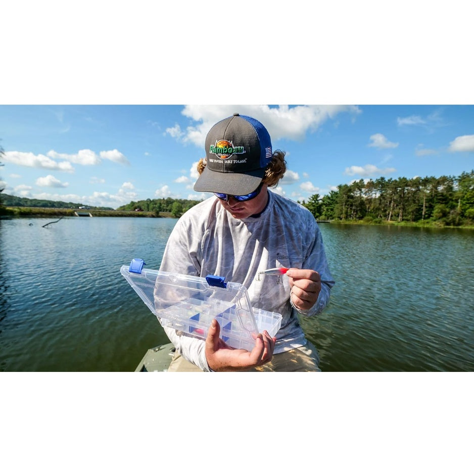 Clear fishing tackle box with anti-rust dividers - view 4